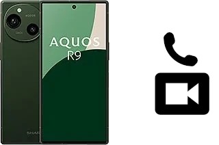 Passez des appels vidéo avec un Sharp Aquos R9