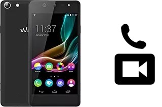 Passez des appels vidéo avec un Wiko Selfy 4G
